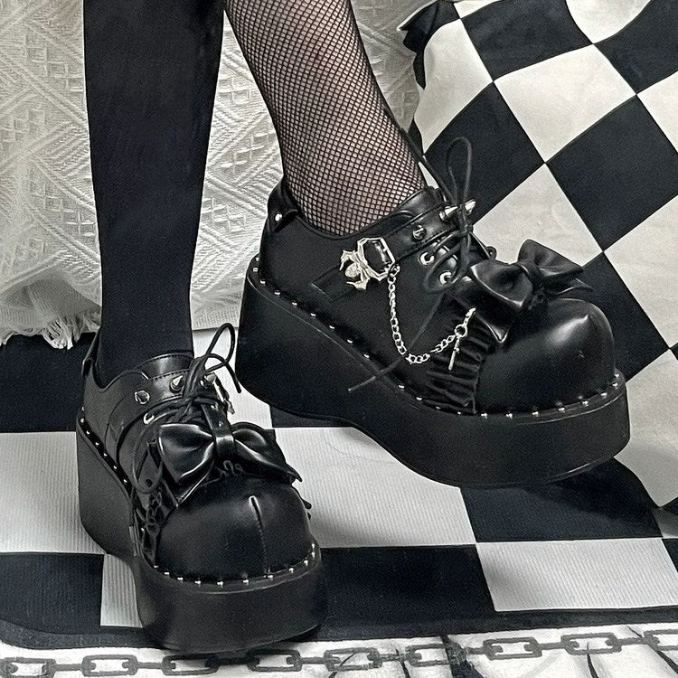 Spider Single-Strap Buckle Bow Round-Toe Punk Gothic Platform Shoes
