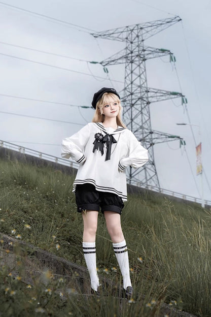 Black/White [Old Stories] Navy Collar Long Sleeves Bowknot Ouji Gothic Lolita Blouse Shorts Set