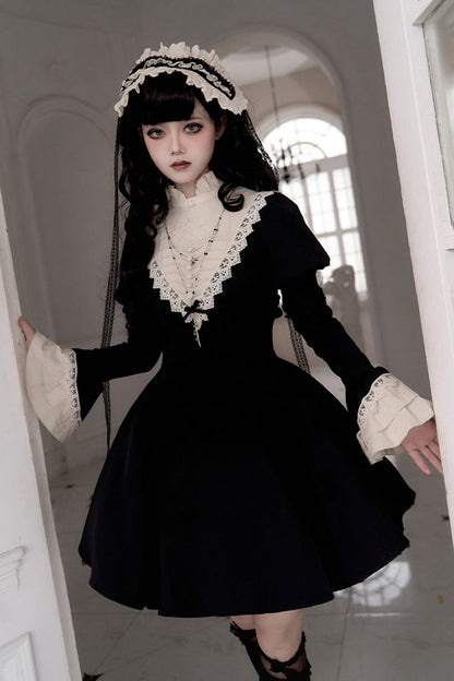 Black [Letters and Poems·Nocturne] Nun Long Sleeves Ruffle Gothic Lolita Short Dress