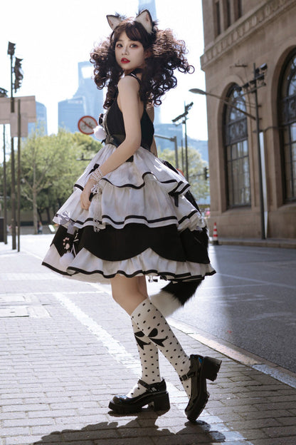 Black/White [Cat Fist] Triple-Layered Ruffle Bowknot Sweet Lolita Jsk Dress