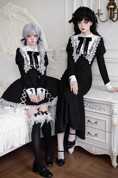 Black/White [Rose Doll] Square Collar Long Sleeves Bowknot Lace-Up Gothic Lolita Dress Set 2 Versions