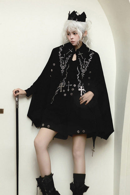 Black [The Eternal Night Descends] Embroidered Ouji Gothic Lolita Cloak Shorts Set
