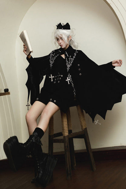 Black [The Eternal Night Descends] Embroidered Ouji Gothic Lolita Cloak Shorts Set