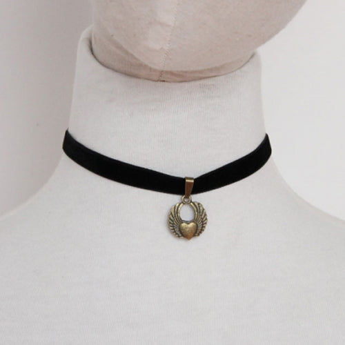 Black Retro Personality Fashion Velvet Rope Love Wings Pendant Female Lolita Necklace