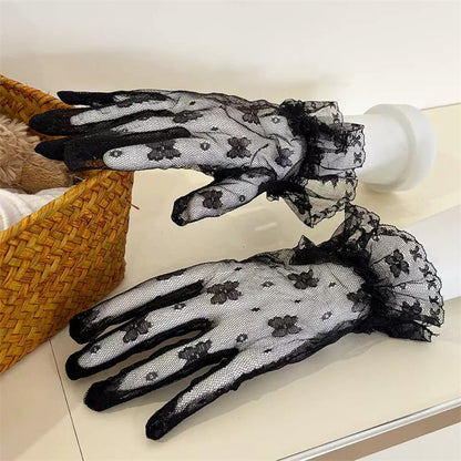 Butterfly Embroidered Lace Mesh Sweet Lolita Gloves 2 Colors