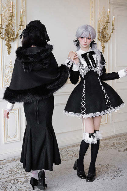 Black/White [Rose Doll] Square Collar Long Sleeves Bowknot Lace-Up Gothic Lolita Dress Set 2 Versions
