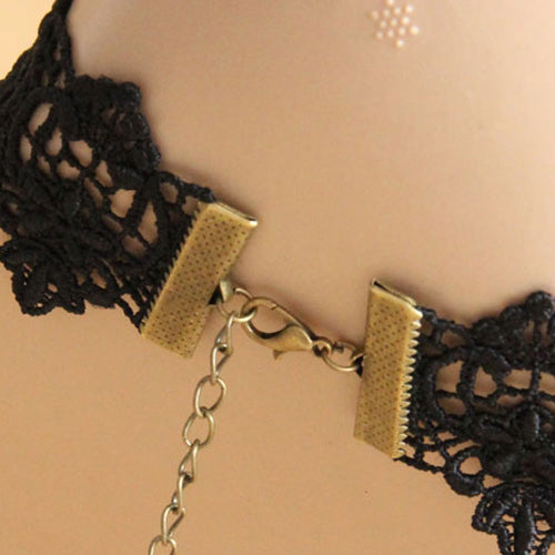 Black Retro Palace Style Lace And Pearl Sweet Necklace