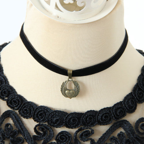 Black Retro Personality Fashion Velvet Rope Love Wings Pendant Female Lolita Necklace
