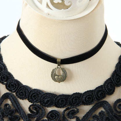 Black Retro Personality Fashion Velvet Rope Love Wings Pendant Female Lolita Necklace