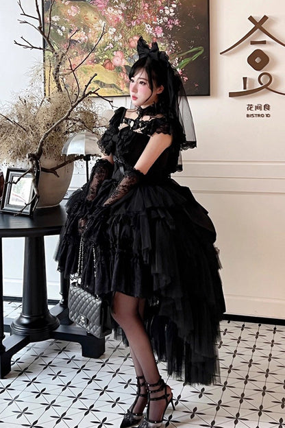 Black [Jewelry Love Story] Halterneck Ruffle Hanayome Bowknot Lace Gothic Lolita Dress