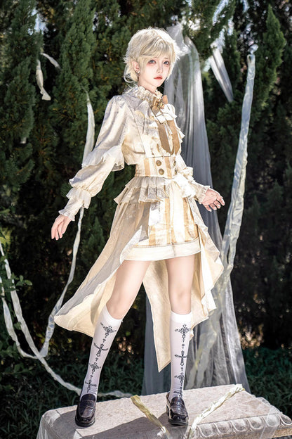 Golden Jacquard Print Ruffle Elegant Prince Handsome Ouji Lolita Shorts
