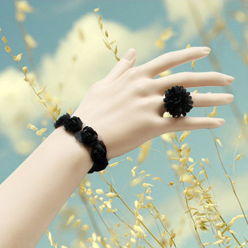 Black Retro Fashion Simple Lace Flower Female Ring Bracelet