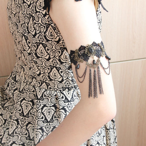 Black Retro Vampire Tassel Pearl Gothic Lolita Bracelet Lace Female Chain Armband