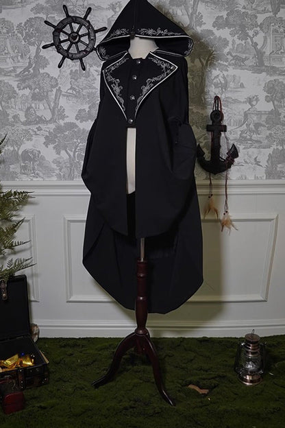 Pirate Series Navigation Treasure Hunting Guide Embroidery Handsome Lolita Cloak 2 Colors