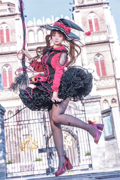Black/Red [Showa Cake] Sleeveless Triple-Layered Ruffled Bow Lace-Up Witch Gothic Lolita Jsk Dress