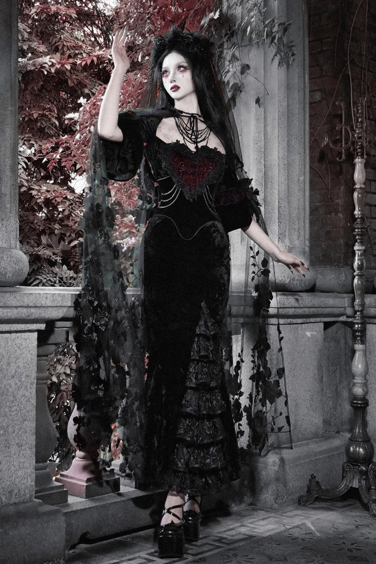 Black [Castle of Dark Romance] Square Collar Short Sleeves Multi-Layered Ruffled Embroidered Open-Front Lace Gothic Lolita Mermaid Dress