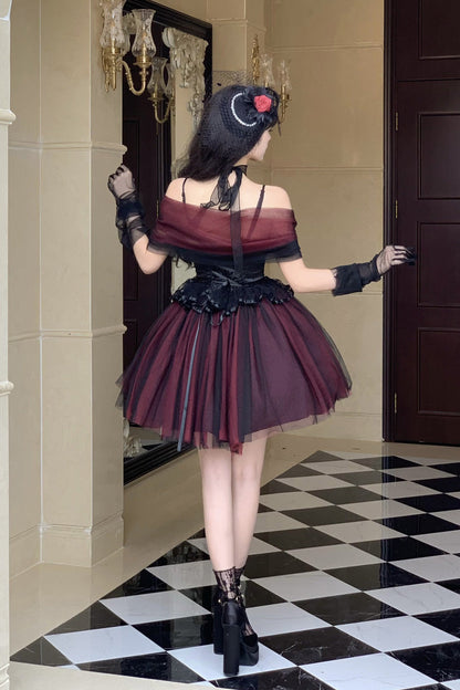 Black/Red [Sanglin’s Tribute] Off Shoulder Ruffled Gothic Lolita Dress