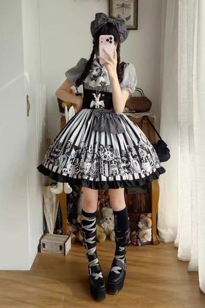 Black/White [A Weird Christmas] Sleeveless Printed Ruffled Gothic Lolita JSK Dress