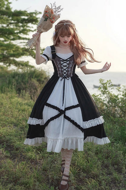 Black/White Bavarian Style Rose Embroidery Short Sleeves Sweet Lolita Dress
