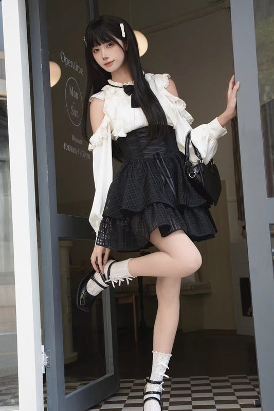 Gothic Lolita Skirt - Black/white Round Collar, 2 Colors, Classic Style, Bow Detail - main product image