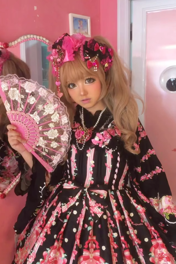 Sweet Lolita JSK - Strawberry Chef, 4 Colors, Printed, Bow Detail, Lace Trim - additional product view 6